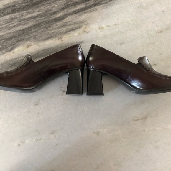 NWT FeetFirst Deep Maroon Italian Leather Pumps size 9b (39) - Picture 16 of 16